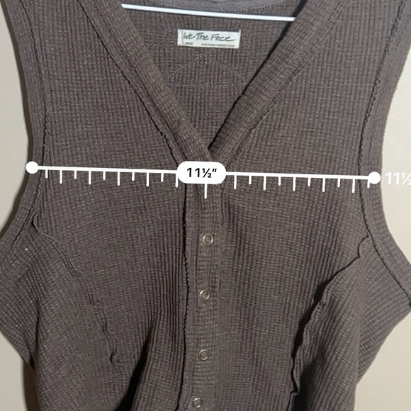 free people Large Sweater/Vest Preowned - Picture 6 of 9